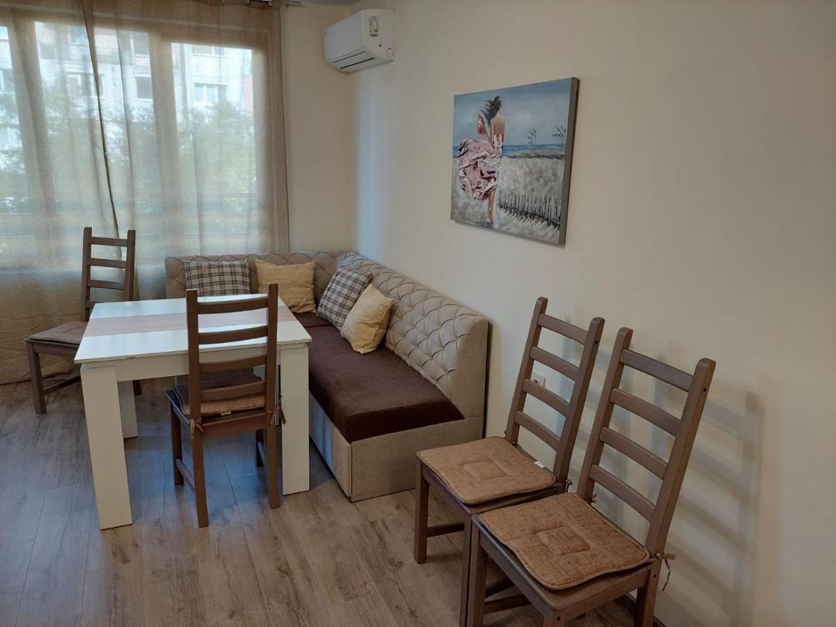 Апартаменти За Гости Делукс Burgaz Dış mekan fotoğraf
